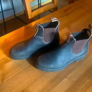 Bluestone 550 brown.